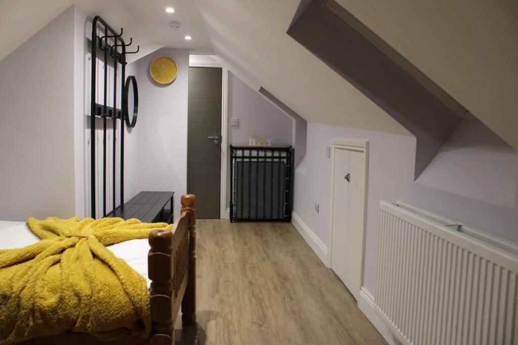 5 Star Apartment Лондон Екстер'єр фото