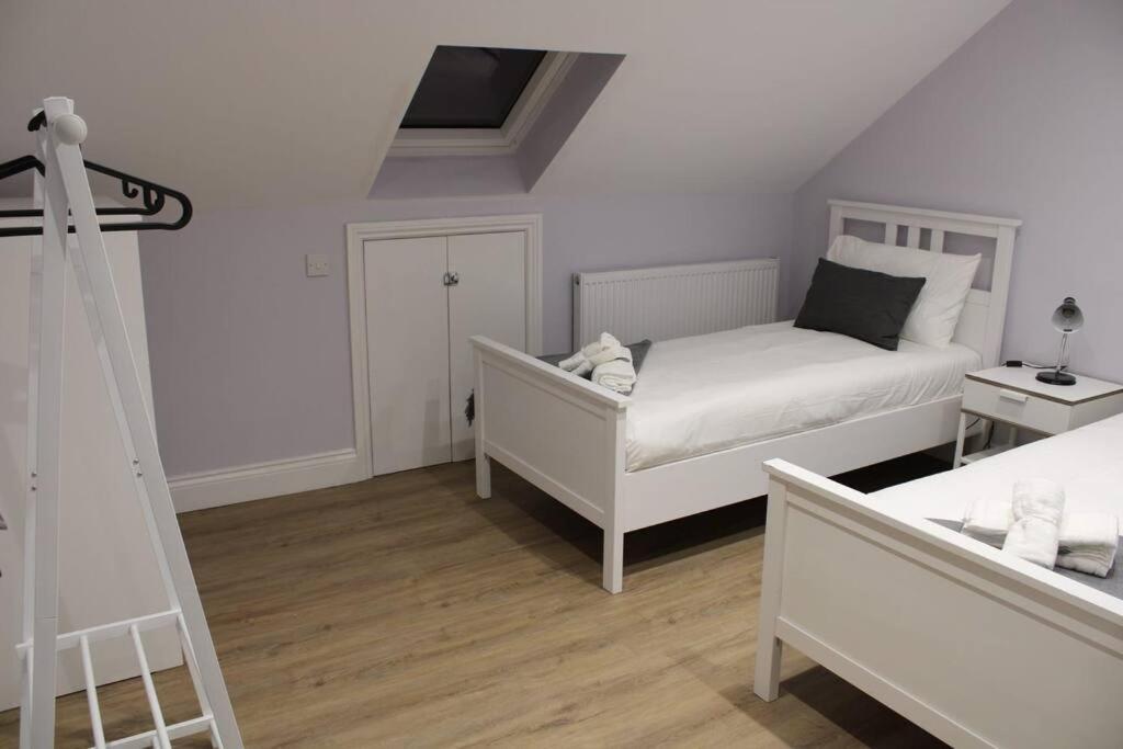 5 Star Apartment Лондон Екстер'єр фото