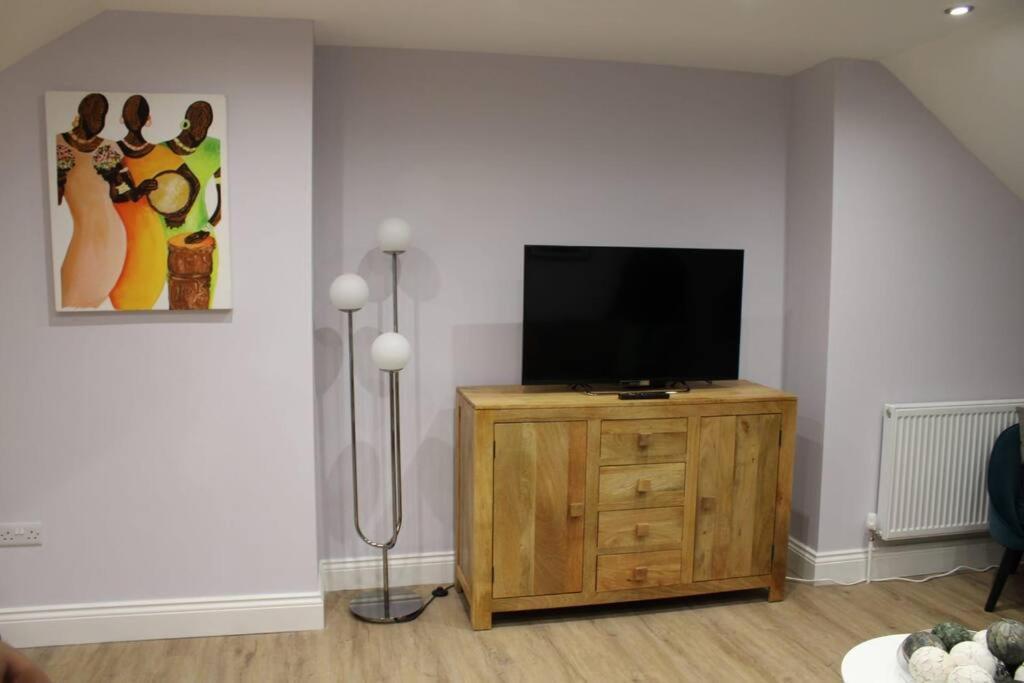 5 Star Apartment Лондон Екстер'єр фото